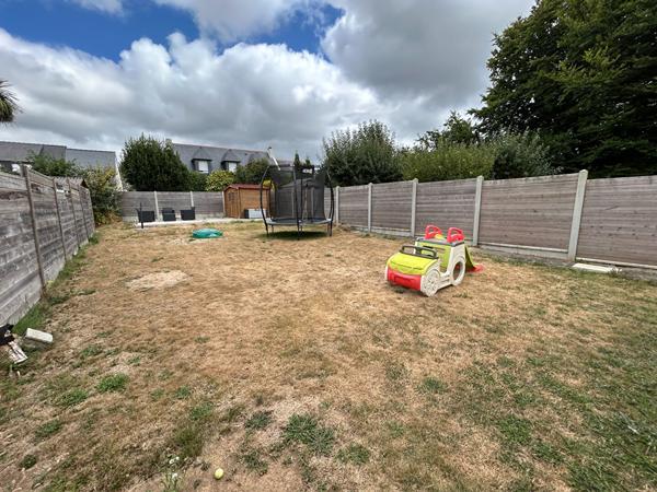 Maison 6 pièces - terrain de 405 m2 - GUILERS
