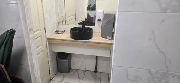 ***FOND DE COMMERCES A NARBONNE ***