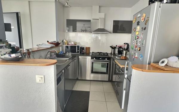 Maison à vendre    3 pièces • 70 m2 Marseille 12