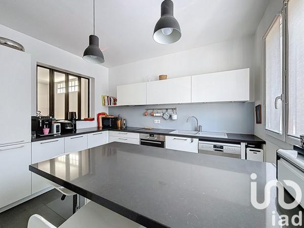 Maison à vendre 6 pièces 145 m² Rueil-Malmaison