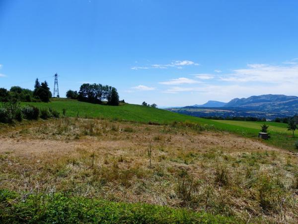 Terrain viabilisé avec une vue exceptionnelle!