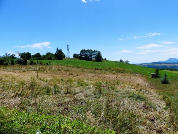 Terrain viabilisé avec une vue exceptionnelle!
