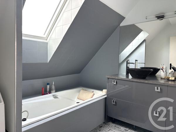 Appartement T6 à vendre  6 pièces - 110,81 m2 EYBENS - 38