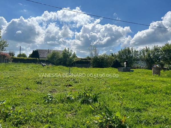 27260 Epaignes- Terrain à  bâtir de 770 m² - 42 500 Euros