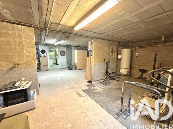 Maison à vendre 7 pièces 182 m² Le Coudray-Montceaux