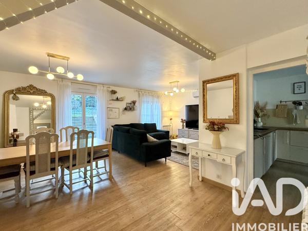 Maison à vendre 7 pièces 182 m² Le Coudray-Montceaux