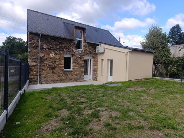 Maison en pierre rénovée – plein centre de GUER (56)