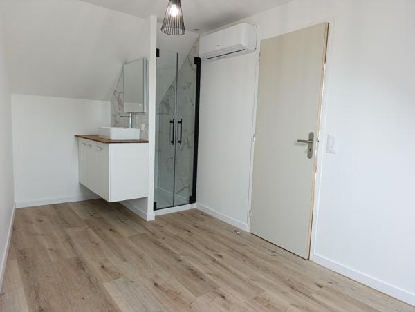 Maison en pierre rénovée – plein centre de GUER (56)