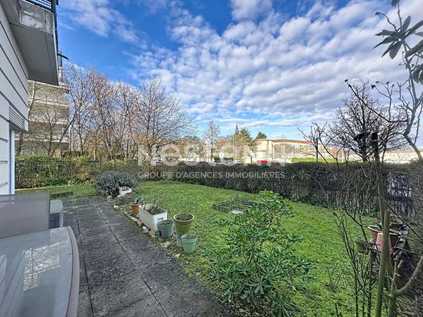 Appartement 3 pièces 2 chambres en rez de jardin avec cave - 69500 BRON