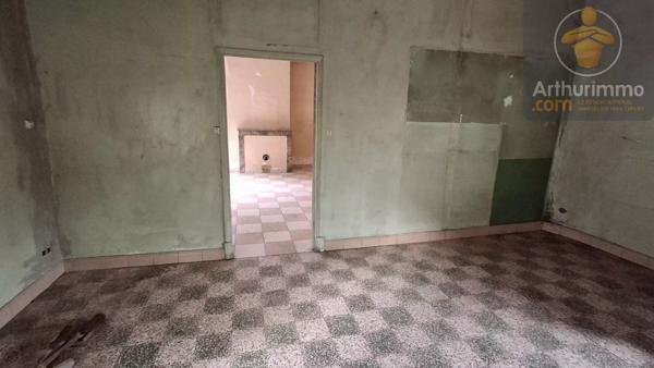 Vente                                                      Maison
                        
                     7 pièces                      156 m2                     à Beaugency