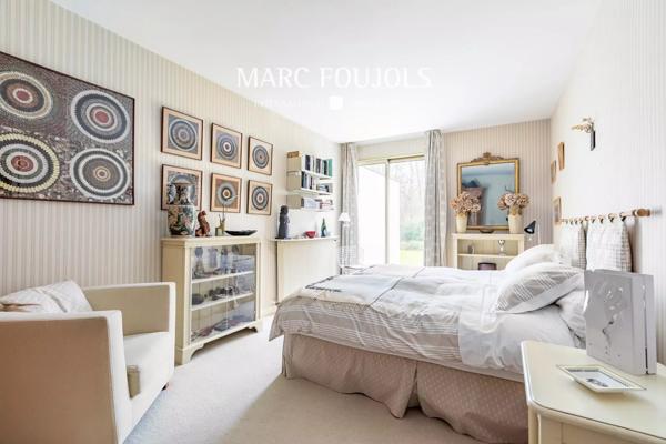 Maison d’architecte plain pied dans le domaine du Lys…