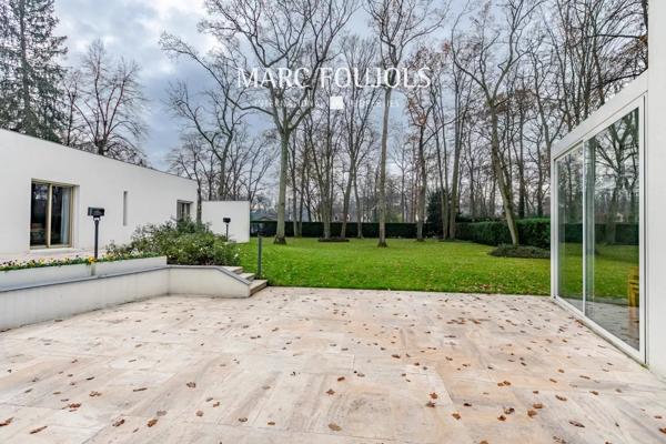 Maison d’architecte plain pied dans le domaine du Lys…