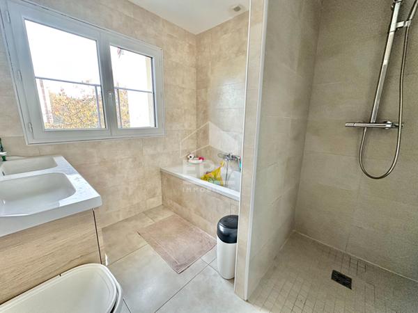 Maison Sartrouville 6 pièce(s)  115 m2