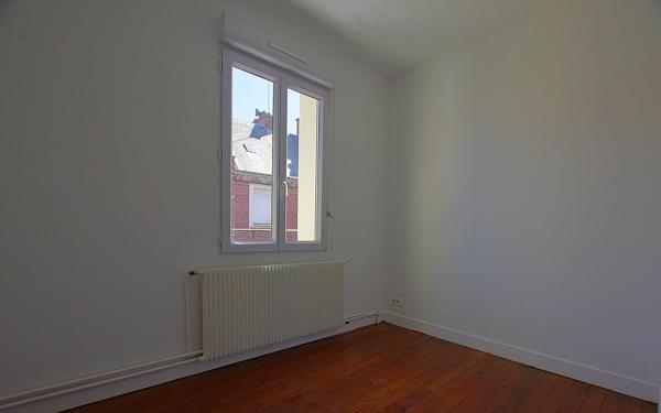 Maison à vendre    4 pièces •  Roye