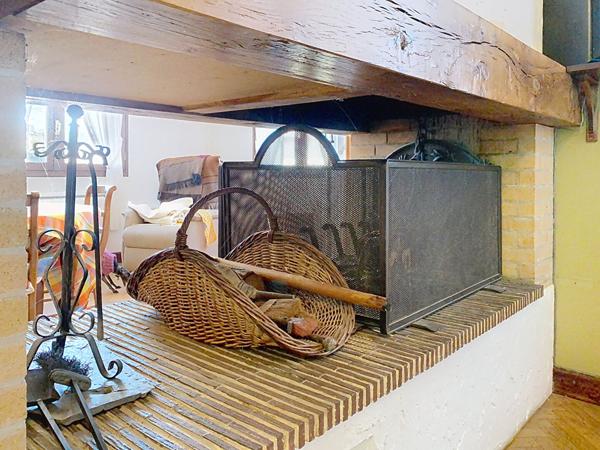 À vendre Élégante maison d'architecte 5 chambres et garage à Nérac 183.57m2