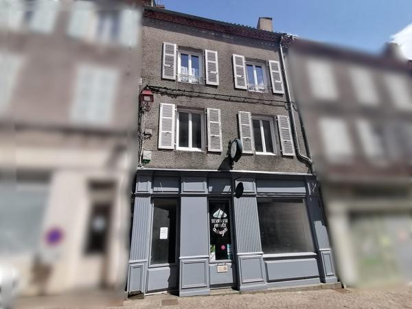 Immeuble de rapport et local commercial Le Dorat