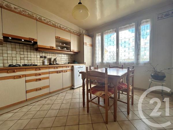 Maison à vendre  5 pièces - 91,28 m2 ETRECHY - 91