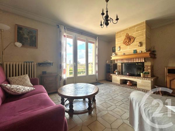 Maison à vendre  5 pièces - 91,28 m2 ETRECHY - 91