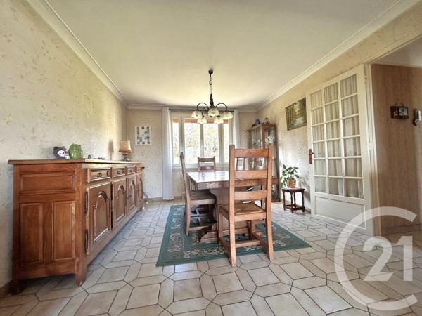 Maison à vendre  5 pièces - 91,28 m2 ETRECHY - 91