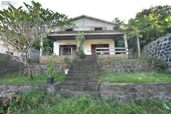 Maison à restaurer à vendre à Entre-Deux à la Réunion (97414), ref : 97405-970747