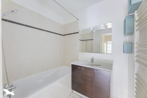 Appartement à vendre 219 500 € Saint-Cyr-sur-Loire 3 p 63,5 m² DPE C