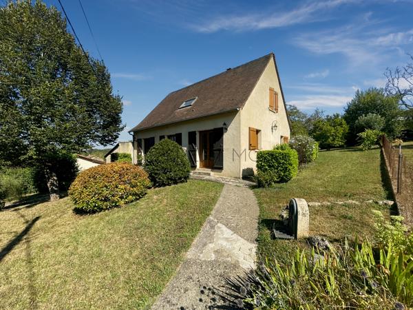 Beaumont-du-Périgord (24440) Maison de ville