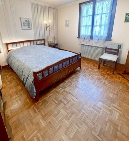 Beaumont-du-Périgord (24440) Maison de ville