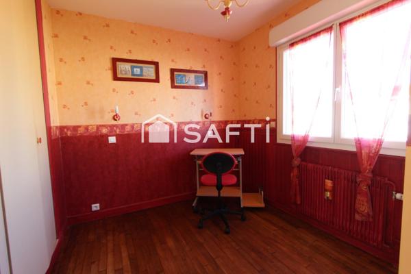 MAISON 3/4 CHAMBRES, GARAGE ET TERRAIN CLOS