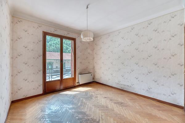 Puget-Théniers — Duplex 4 chambres avec loggia et garage
