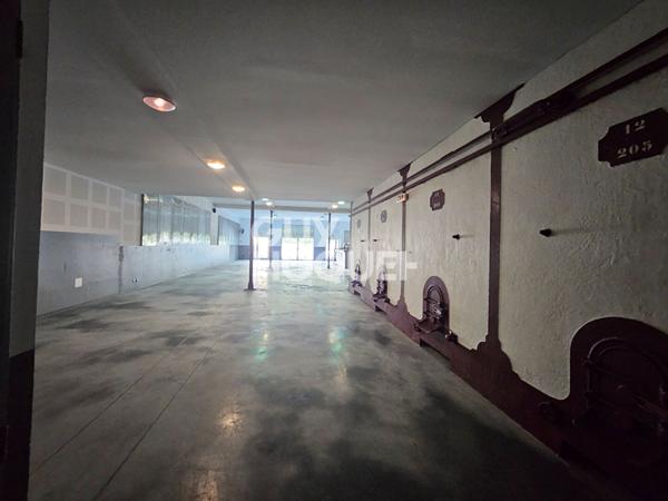 Local d'activité à vendre à Roubia - Référence V403CP