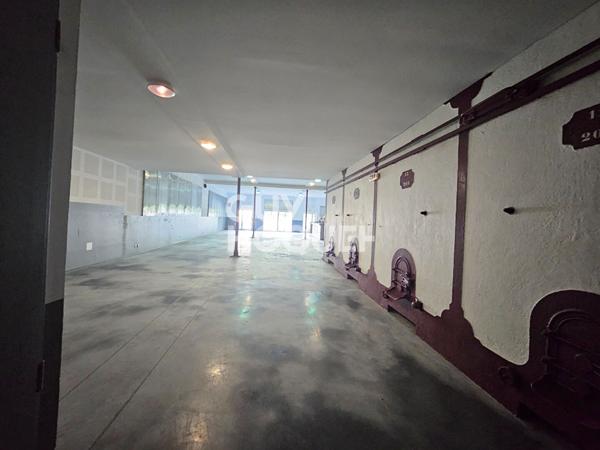 Local d'activité à vendre à Roubia - Référence V403CP