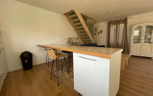 Maison à louer    3 pièces • 78 m2 Le Passage