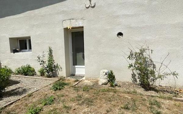 Maison à louer    3 pièces • 78 m2 Le Passage