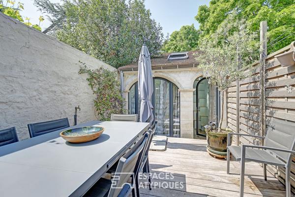 Souplex avec terrasse et dépendance