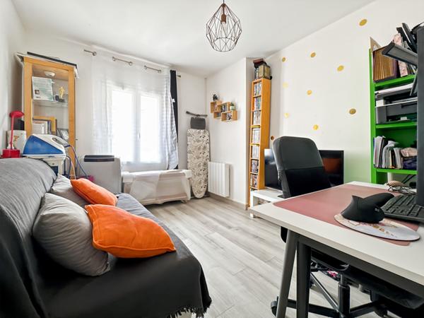 Maison Neuville Sur Oise 6 pièce(s) 134 m2