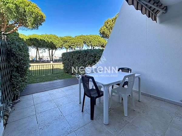 Port Camargue Spacieux Studio double cabine en rez-de-jardin idéalement situé avec vue sur le port