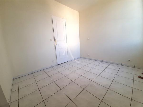 Appartement Sainte Genevieve Des Bois 2 pièce(s) 30 m2