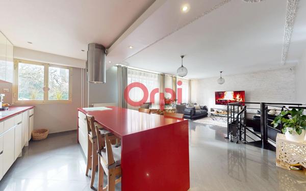 Appartement à vendre    6 pièces • 113,84 m2 Le Raincy
