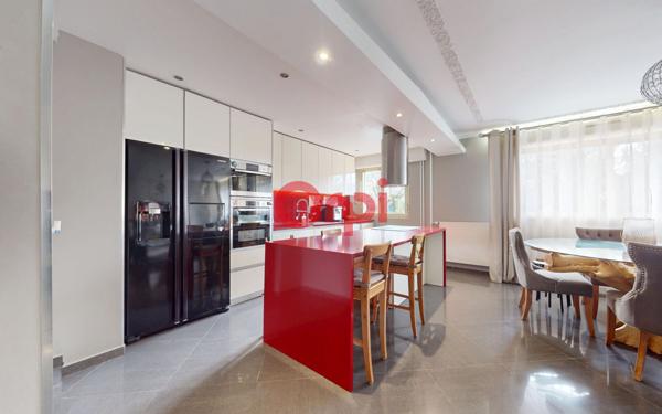 Appartement à vendre    6 pièces • 113,84 m2 Le Raincy