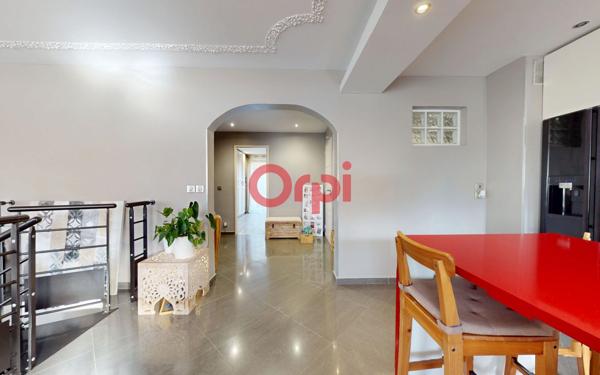 Appartement à vendre    6 pièces • 113,84 m2 Le Raincy