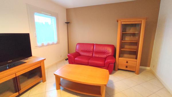 BEL APPARTEMENT AVEC BALCON PROCHE CENTRE VILLE