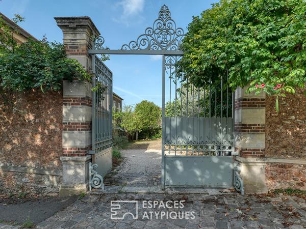Propriété de caractère du XVIII avec sa maison de gardien