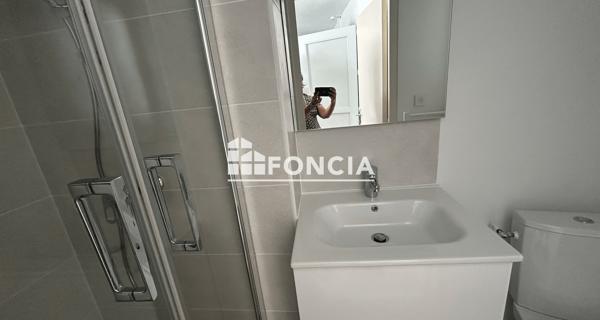 Location Studio meublé 19.53 m² - Vienne 38200