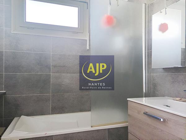 Vente appartement Nantes : 302 000 € - AJP Immobilier Nantes Rond-Point de Rennes
