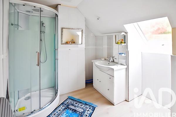 Maison à vendre 7 pièces 180 m² Crécy-la-Chapelle