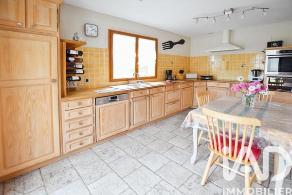 Maison à vendre 7 pièces 180 m² Crécy-la-Chapelle