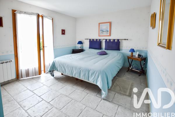Maison à vendre 7 pièces 180 m² Crécy-la-Chapelle