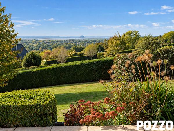 A Vendre - MAISON RARE À LA VENTE - UNE VUE EXCEPTIONNELLE SUR LE MONT-SAINT-MICHEL AVRANCHES