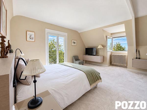 A Vendre - MAISON RARE À LA VENTE - UNE VUE EXCEPTIONNELLE SUR LE MONT-SAINT-MICHEL AVRANCHES