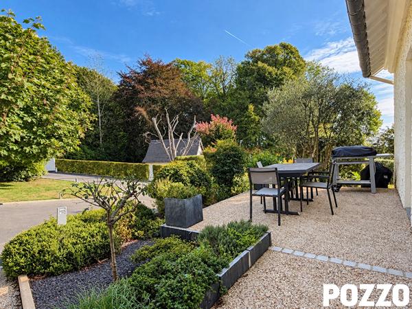 A Vendre - MAISON RARE À LA VENTE - UNE VUE EXCEPTIONNELLE SUR LE MONT-SAINT-MICHEL AVRANCHES